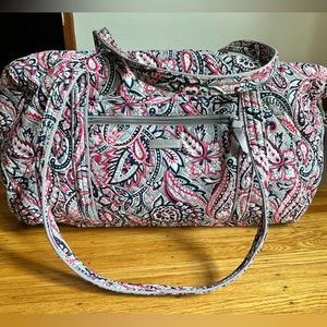 Vera Bradley Lay Flat Duffel Bag Gramercy Paisley